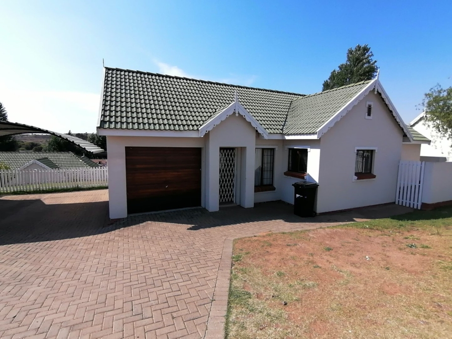 3 Bedroom Property for Sale in Hillside Free State